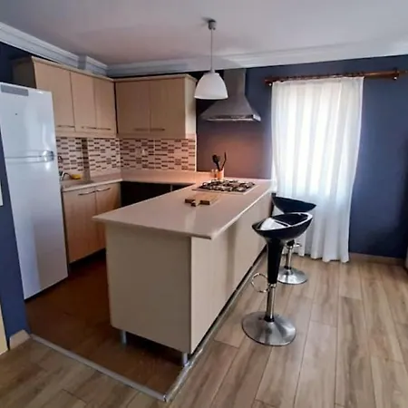 Peaceful Flat With Balcony, Backyard And Partial Sea View Near In Διαμέρισμα Bozburun